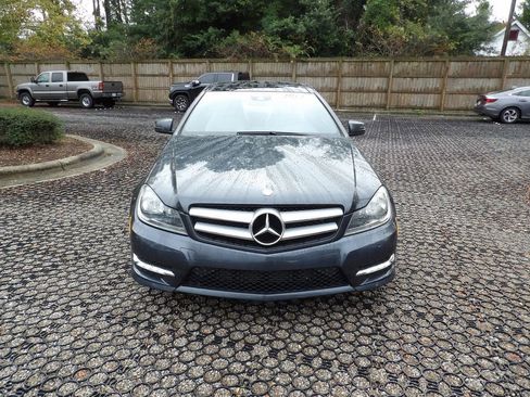 Used 2013 Mercedes-Benz C 250 Coupe image 2