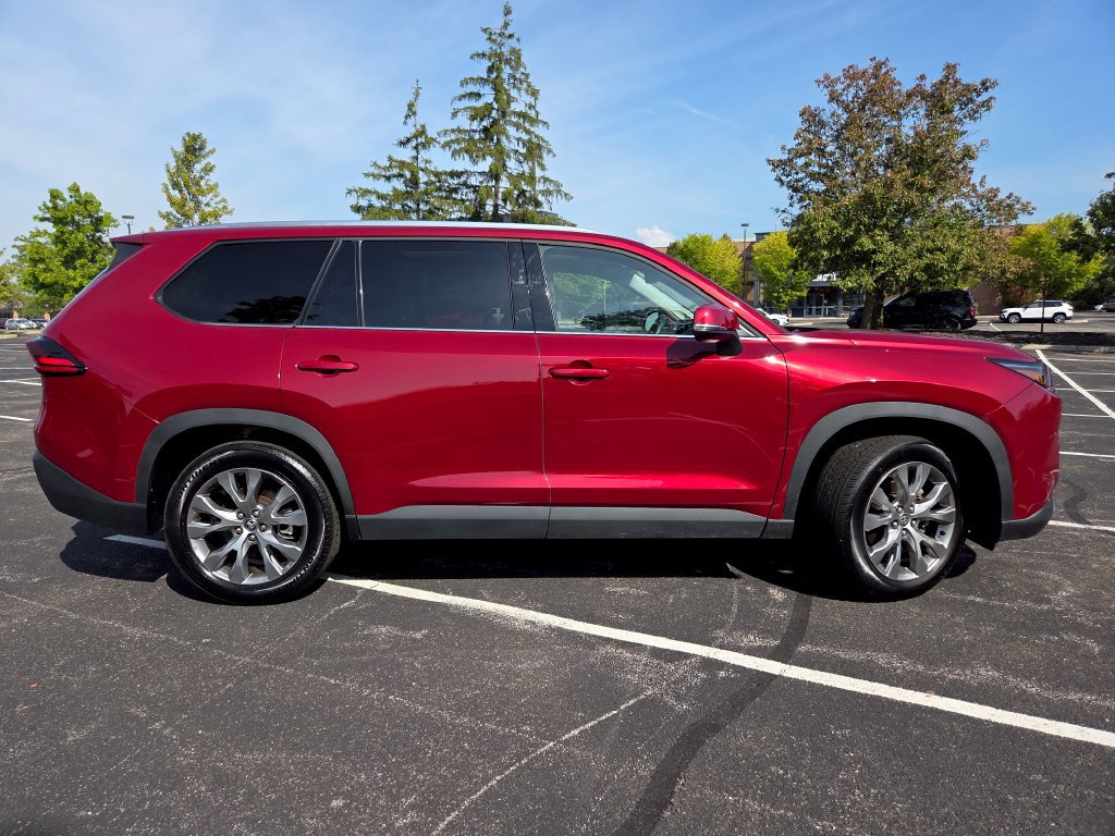 Used 2026 Toyota Grand Highlander AWD image 30