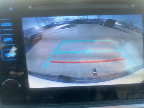 Certified 2017 Toyota Tacoma SR5 image 6