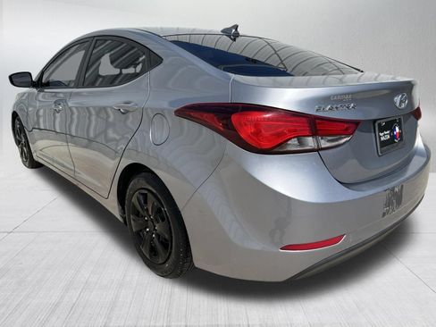 Used 2016 Hyundai Elantra SE FWD image 6