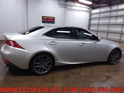 Used 2016 Lexus IS 350 image 2