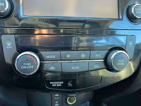 Used 2018 Nissan Rogue Sport SL w/ SL Premium Package image 31