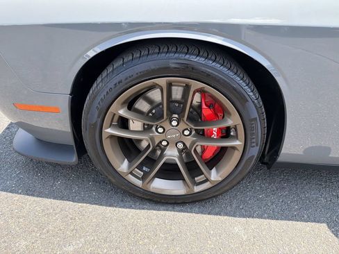 Used 2023 Dodge Challenger SRT Hellcat w/ Driver Convenience Group RWD image 28