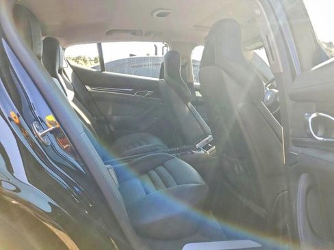 Used 2016 Porsche Panamera image 6