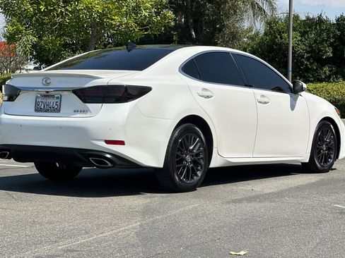 Used 2018 Lexus ES 350 w/ Navigation System Package FWD image 8