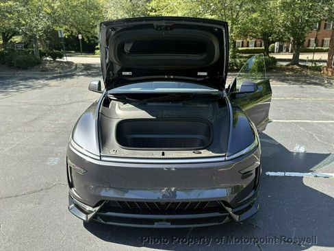 Used 2026 Tesla Model Y 2WD image 7