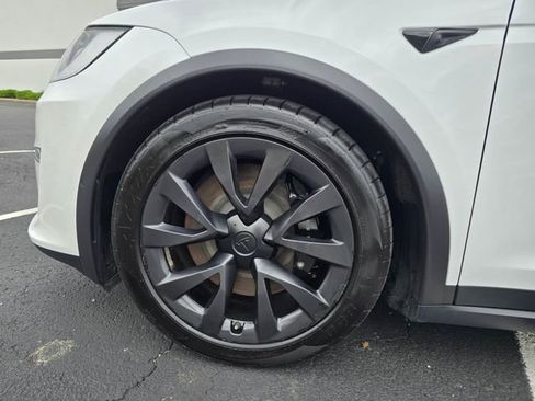Used 2022 Tesla Model X AWD/4WD image 11