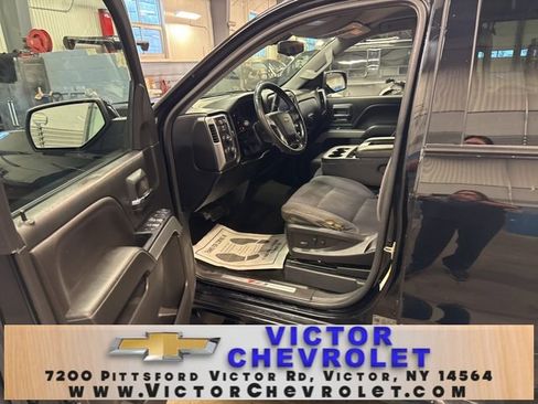 Used 2018 Chevrolet Silverado 1500 LT w/ All Star Edition image 10