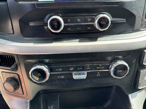 Used 2022 Ford F150 XLT w/ Equipment Group 301A Mid AWD/4WD image 24