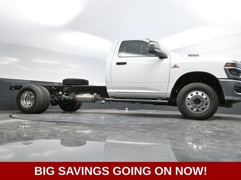 New 2026 RAM 3500 Tradesman w/ Chrome Appearance Group AWD/4WD image 47