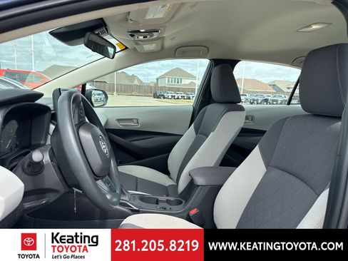 Used 2024 Toyota Corolla LE image 15