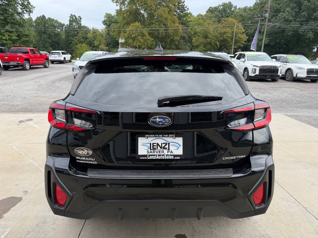 Used 2024 Subaru Crosstrek 2.0i AWD/4WD image 9