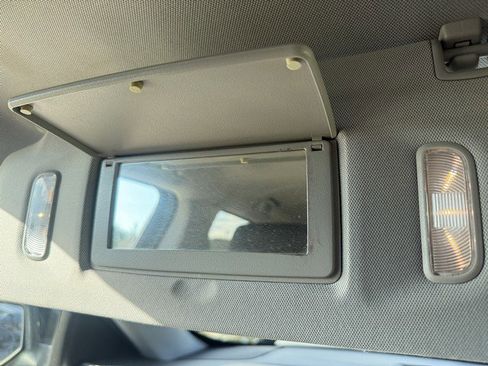 Used 2017 GMC Sierra 1500 SLE image 31