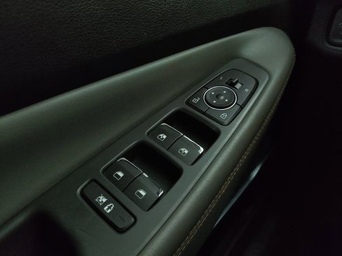 Used 2020 Hyundai Santa Fe Limited image 27