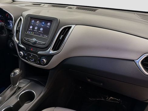 Used 2021 Chevrolet Equinox LS FWD image 30
