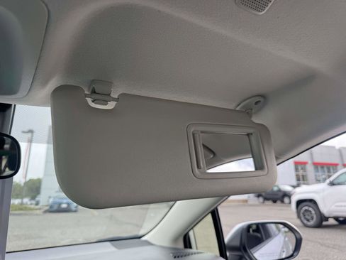 Used 2024 Toyota Corolla LE image 29