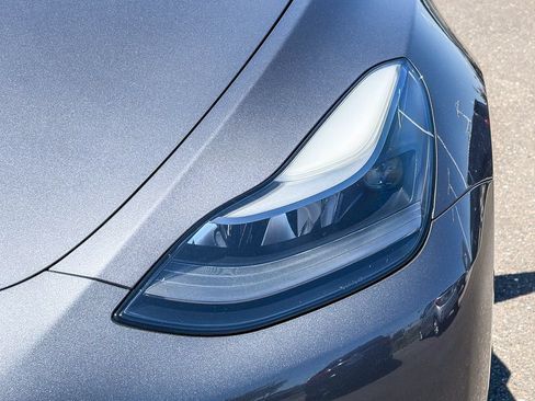 Used 2023 Tesla Model Y 2WD image 7