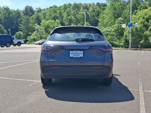 Certified 2025 Honda HR-V LX image 6
