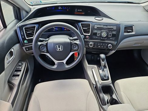 Used 2013 Honda Civic LX image 12