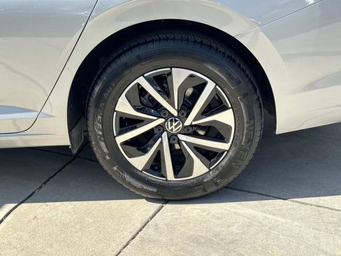 Certified 2025 Volkswagen Jetta S image 6