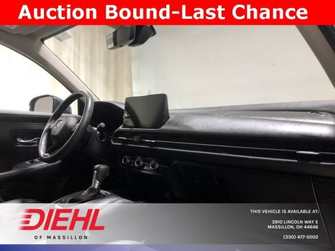 Used 2024 Honda HR-V EX-L image 14