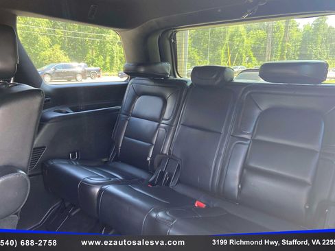 Used 2019 Lincoln Navigator Reserve AWD/4WD image 24