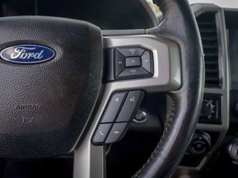 Used 2018 Ford F150 Lariat w/ Equipment Group 501A Mid AWD/4WD image 17