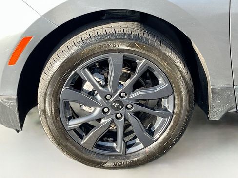 Used 2024 Chevrolet Equinox RS w/ LPO, Floor Liner Package AWD/4WD image 23