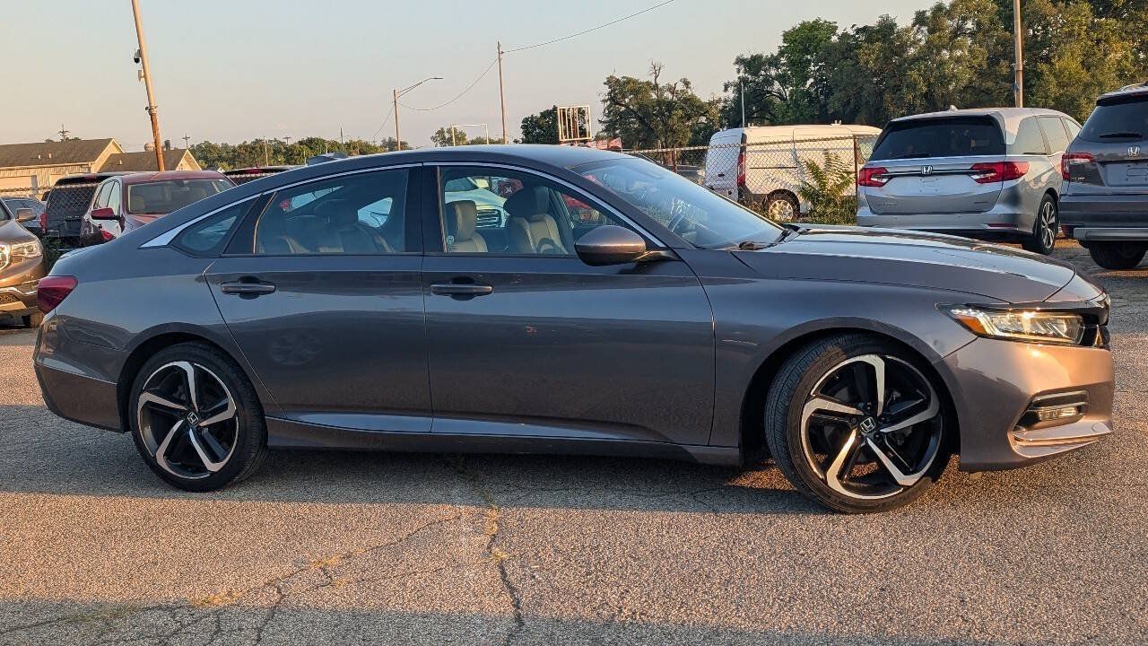 Used 2018 Honda Accord Sport image 24