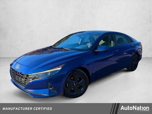 Certified 2022 Hyundai Elantra SEL image 1