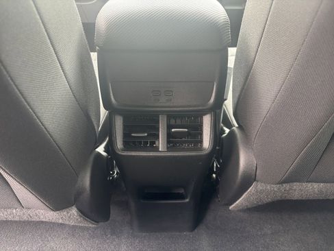 Used 2025 Chevrolet Equinox LT FWD image 22