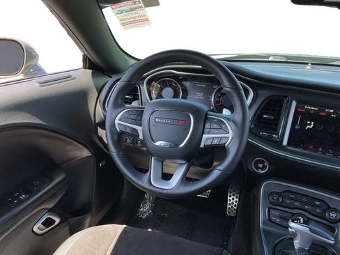 Used 2018 Dodge Challenger R/T Scat Pack w/ Dynamics Package RWD image 12