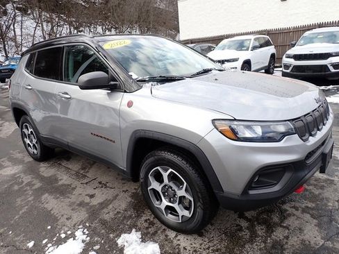 Certified 2022 Jeep Compass Trailhawk image 9