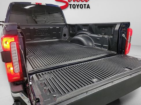 Used 2024 Ford F250 Lariat AWD/4WD image 7