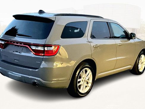 Used 2024 Dodge Durango GT image 6