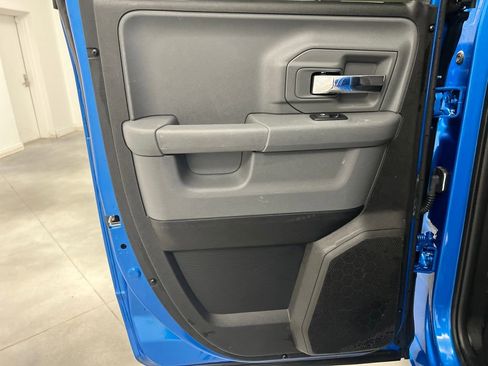 Used 2024 RAM 1500 Classic SLT image 15