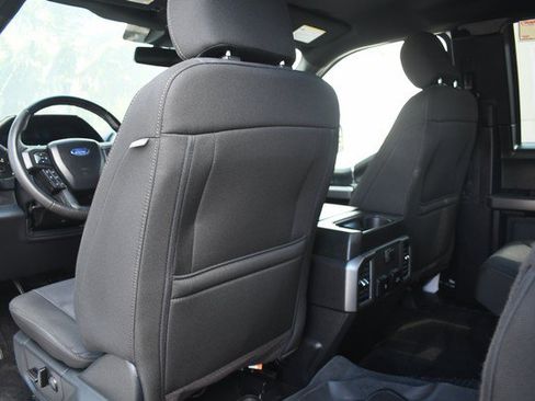Used 2019 Ford F150 XLT w/ Equipment Group 302A Luxury AWD/4WD image 21