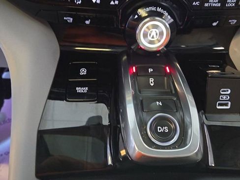 Certified 2025 Acura MDX FWD w/ Technology Package image 20