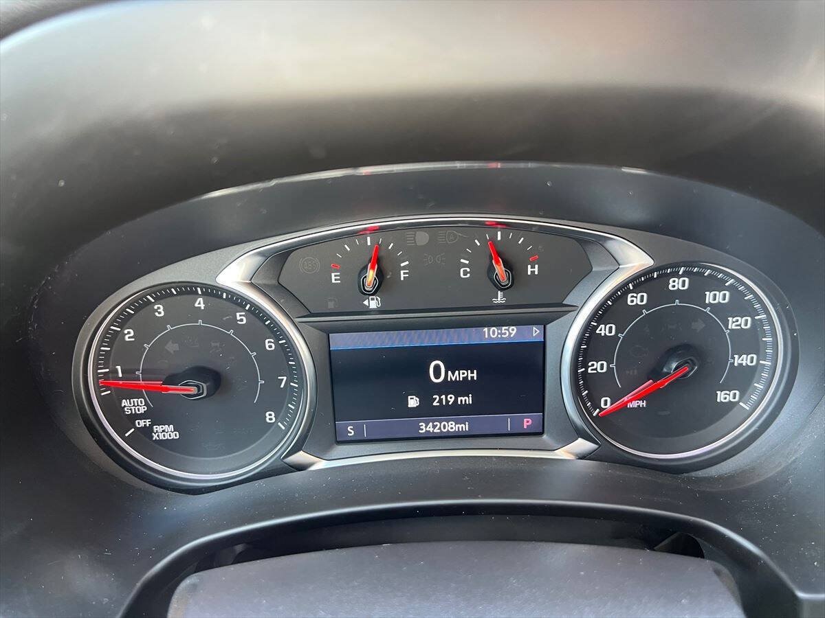 Used 2024 GMC Terrain SLT FWD image 12