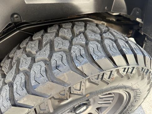 Used 2017 Jeep Wrangler Unlimited Sport w/ Quick Order Package 24S AWD/4WD image 20