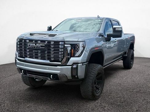 Used 2024 GMC Sierra 2500 Denali Ultimate AWD/4WD image 1