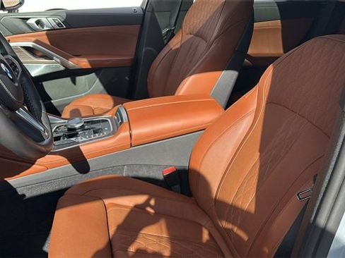 Used 2024 BMW X6 M60i w/ Dynamic Handling Package image 28