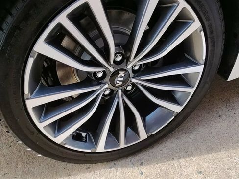 Used 2019 Kia Stinger AWD/4WD image 35