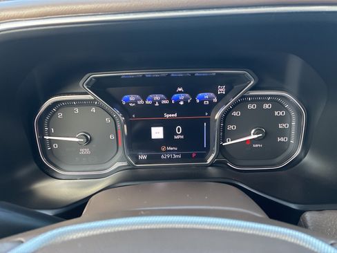 Used 2021 GMC Yukon Denali image 28