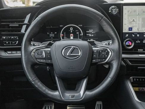 Used 2025 Lexus TX 500h AWD w/ Technology Package image 10