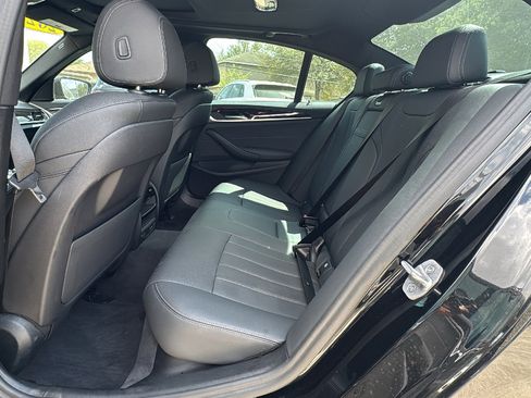 Used 2023 BMW 530i w/ Convenience Package RWD image 15