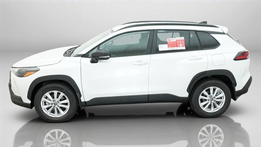 New 2026 Toyota Corolla Cross LE FWD image 18