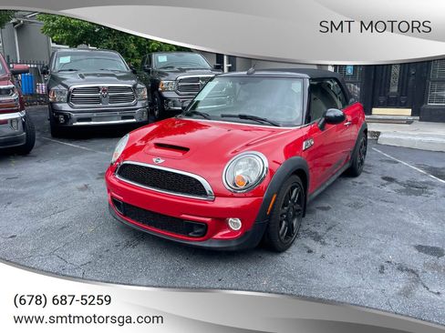 Used 2015 MINI Cooper S w/ Always Open Package FWD image 1