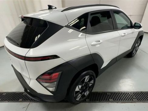 Used 2024 Hyundai Kona SEL image 8