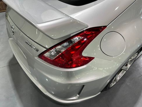 Used 2010 Nissan 370Z NISMO RWD image 29
